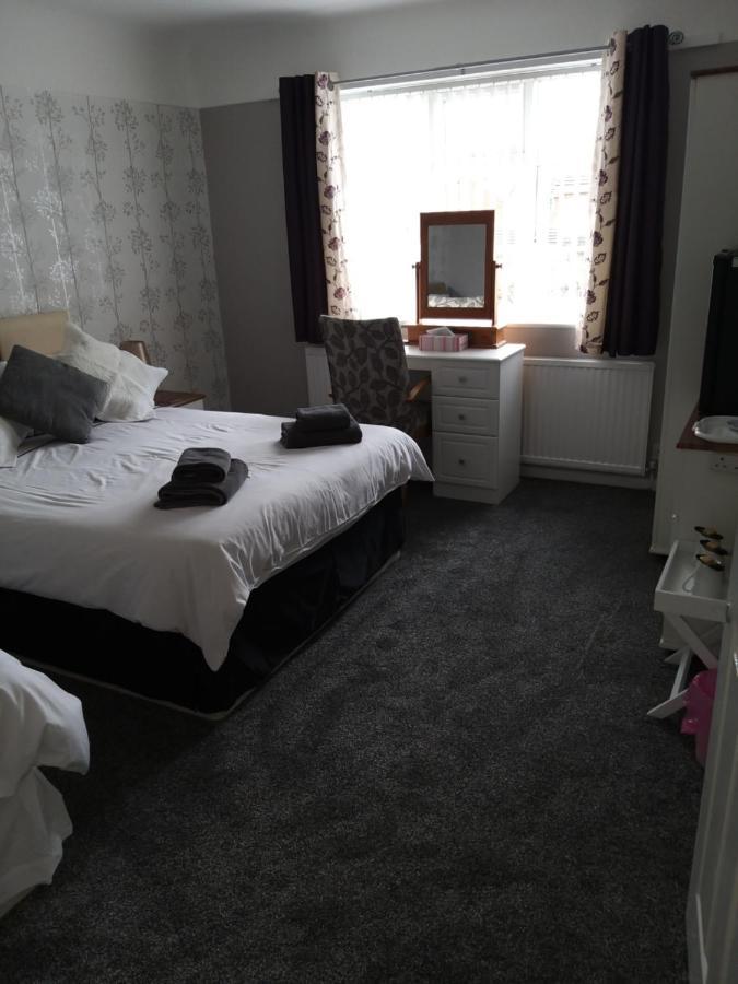 Wyngate Guest House Great Meols Exterior photo